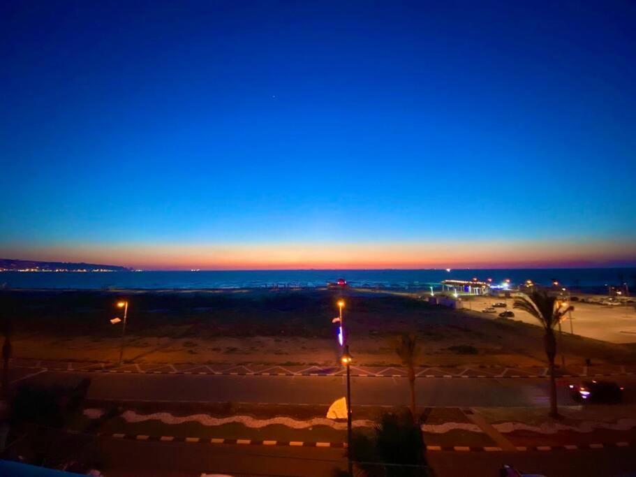 شقة Amazing Sea View Qiryat Yam المظهر الخارجي الصورة
